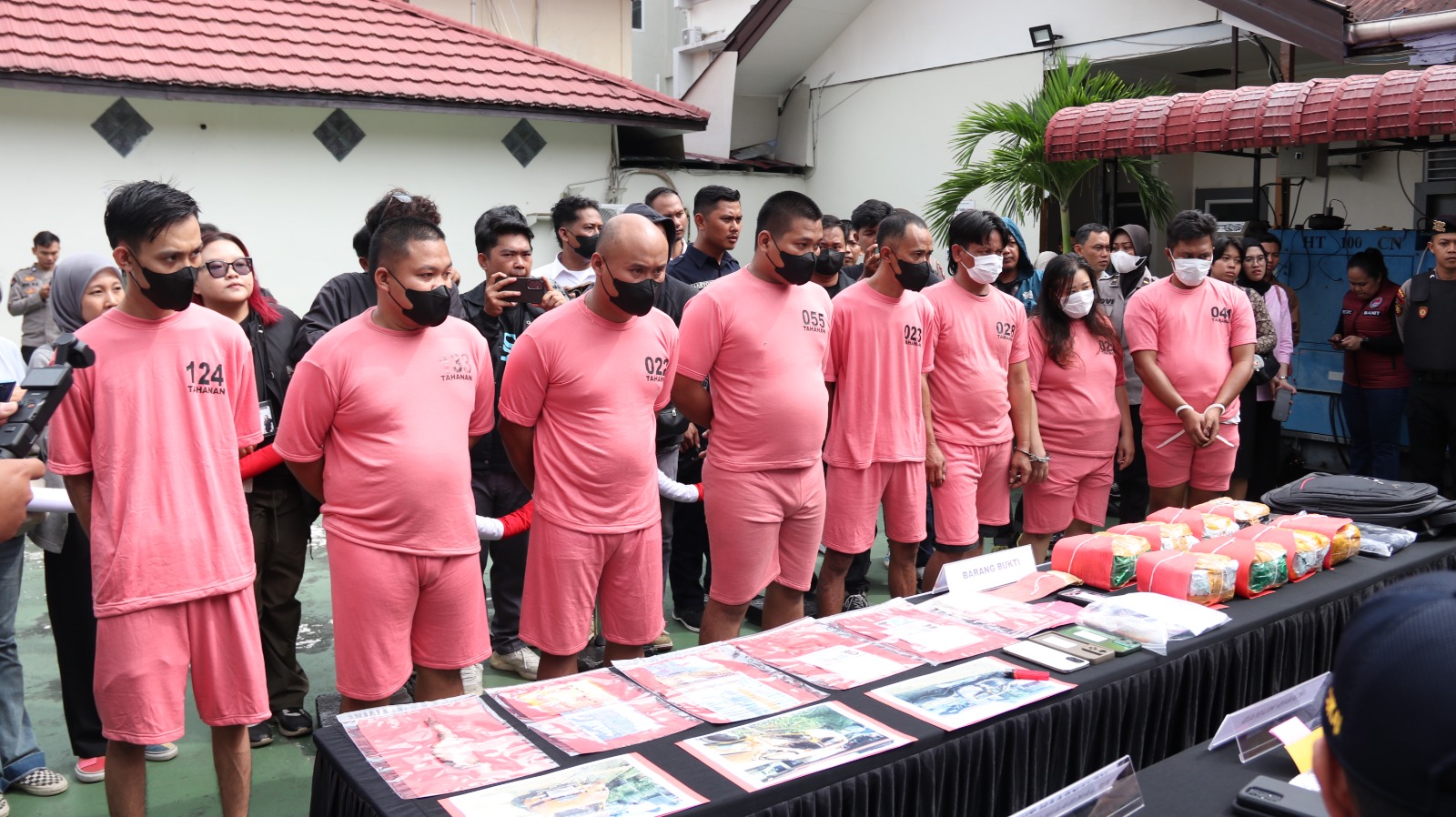 8 Kg Sabu Diamankan, Kurir Malaysia-Indonesia Bakar Mobil untuk Kabur, Kini Terancam Mati