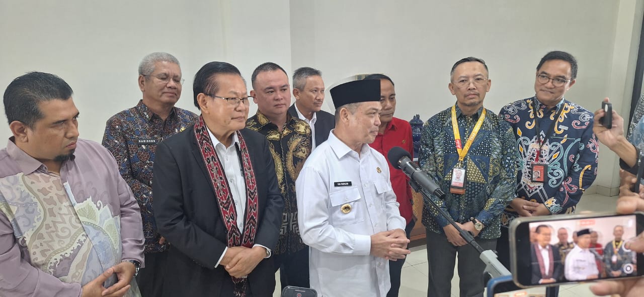 Penerbangan Internasional Perdana Pontianak–Malaysia, Gubernur Kalbar Sambut Delegasi Sarawak di Bandara Supadio