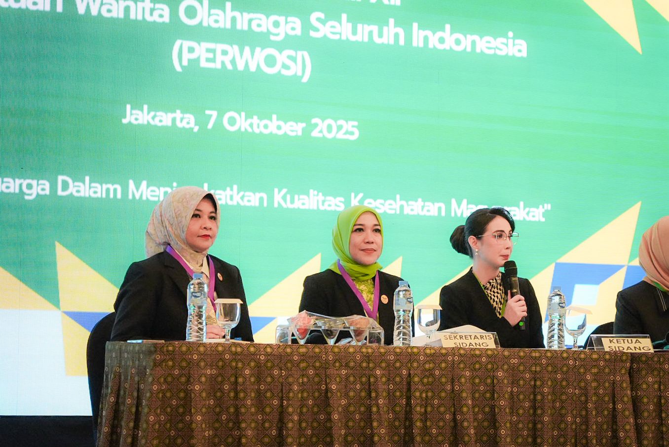 Windy Prihastari Ajak Perempuan Kalbar Jadikan Olahraga sebagai Gaya Hidup