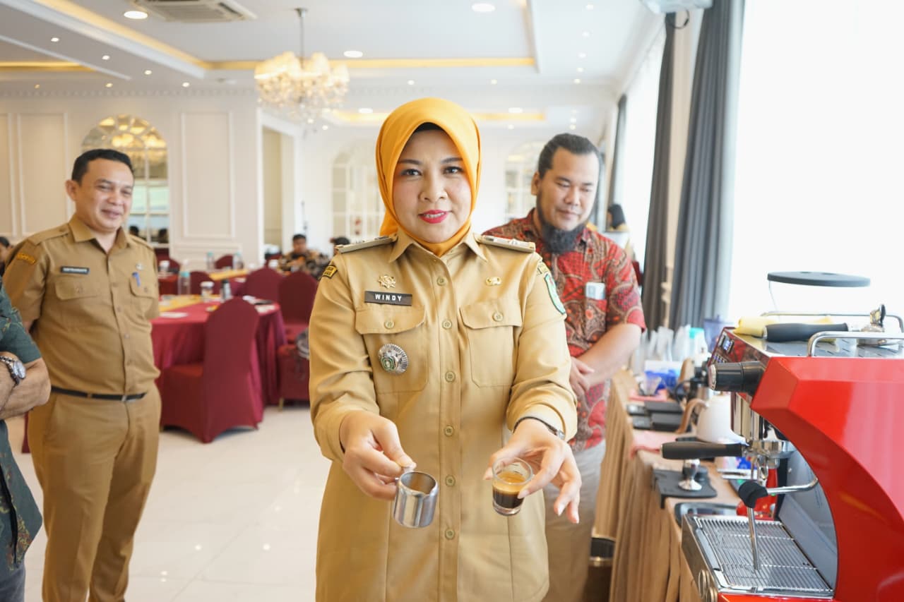 Kopi Jadi Identitas Kalbar, Disporapar Selenggarakan Sertifikasi Barista