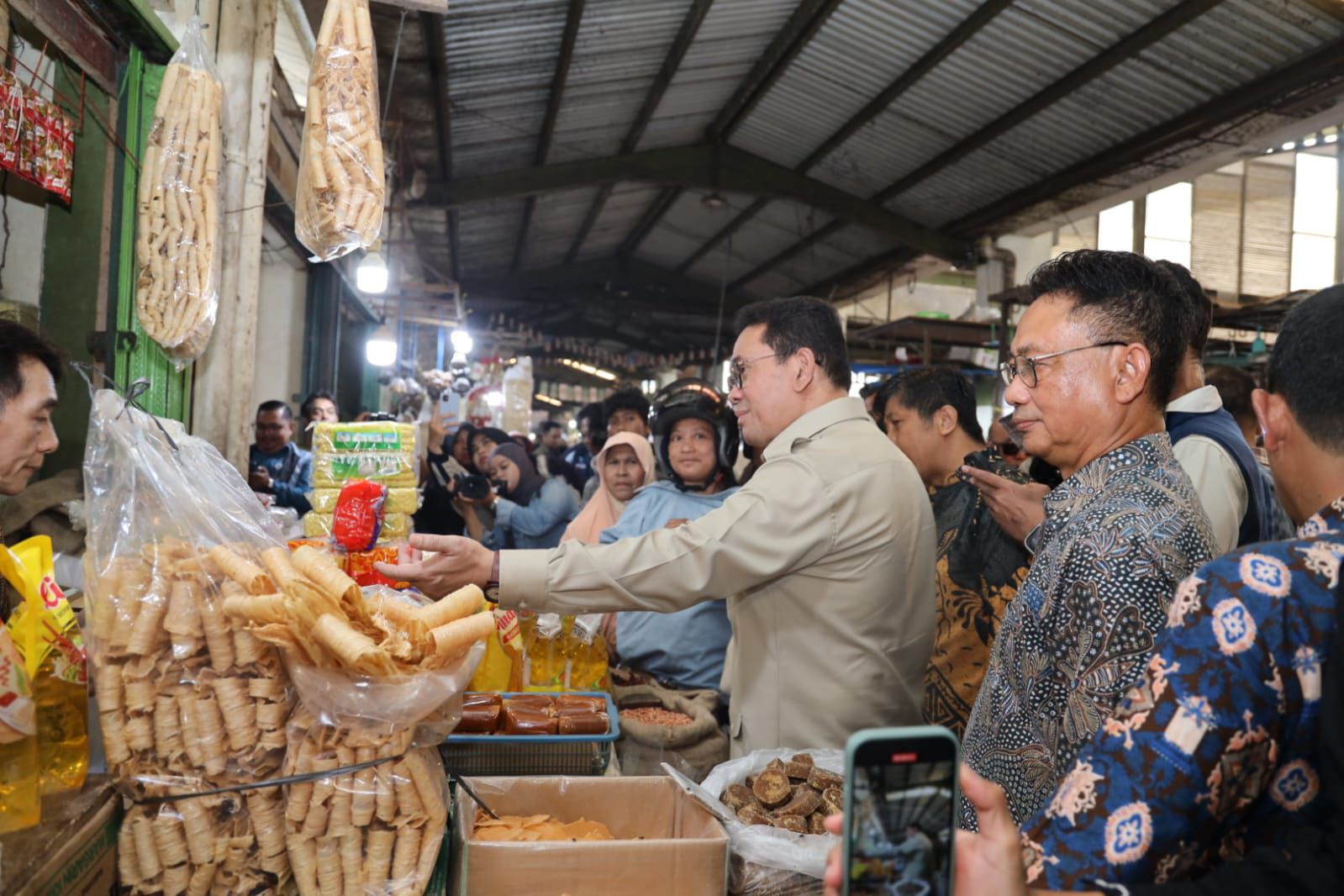 Mendag Budi Pastikan Stok dan Harga Pangan Stabil Jelang Libur Akhir Tahun