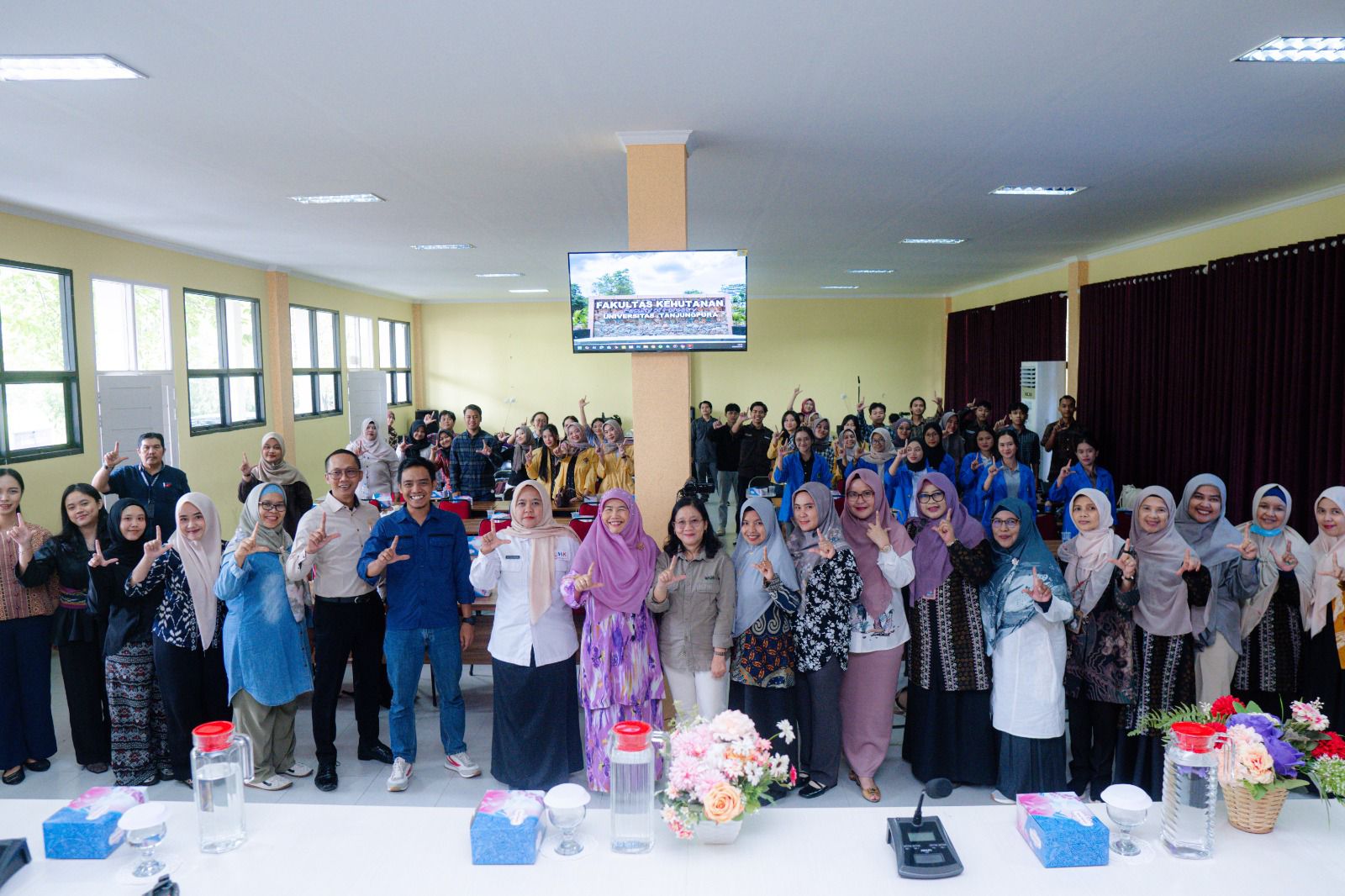 Sikap Perempuan Desa, Jaga Hutan Tingkatkan Ekonomi Keluarga