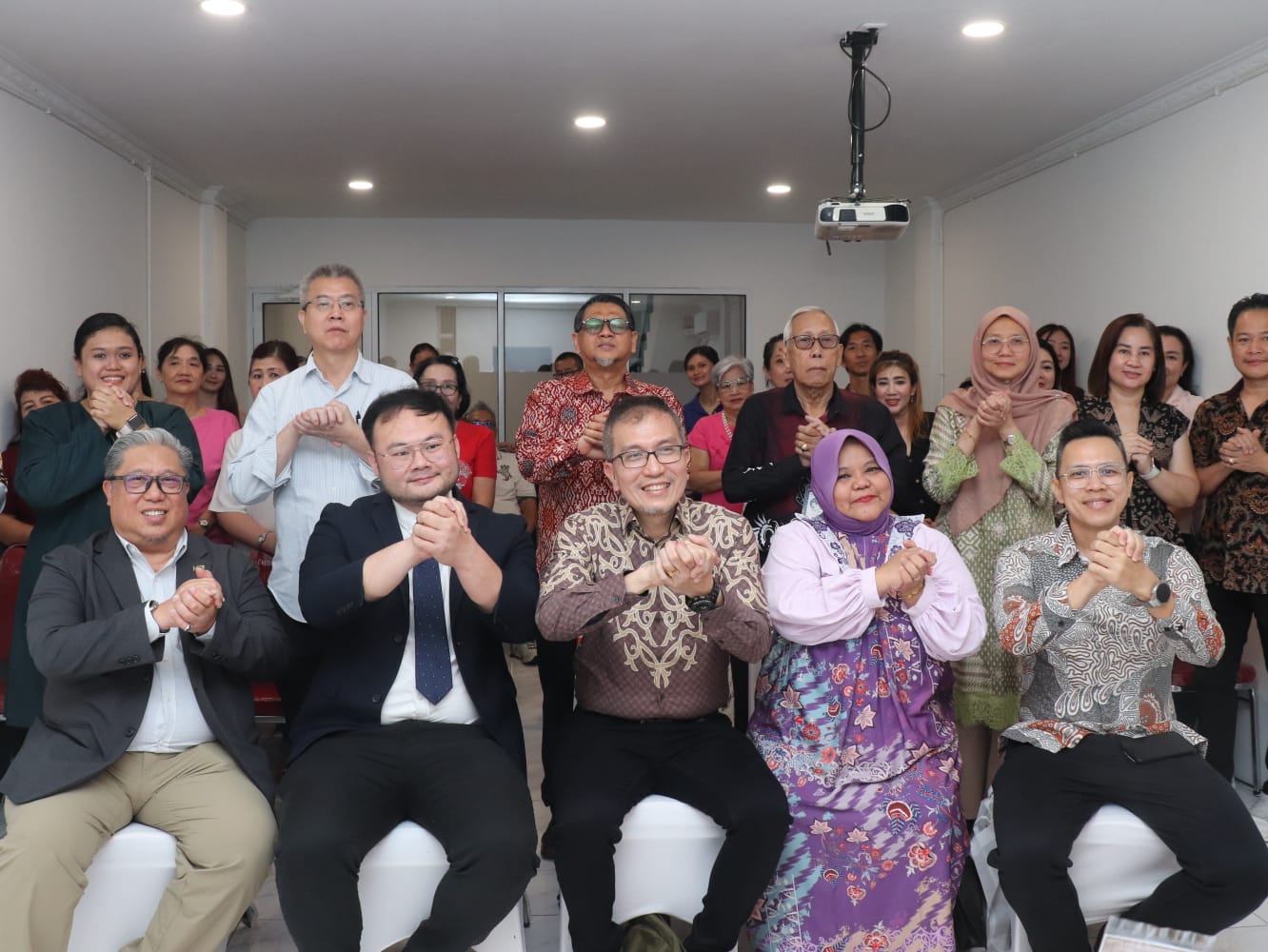 RS Kuching Specialist Resmikan Kantor Perwakilan di Pontianak