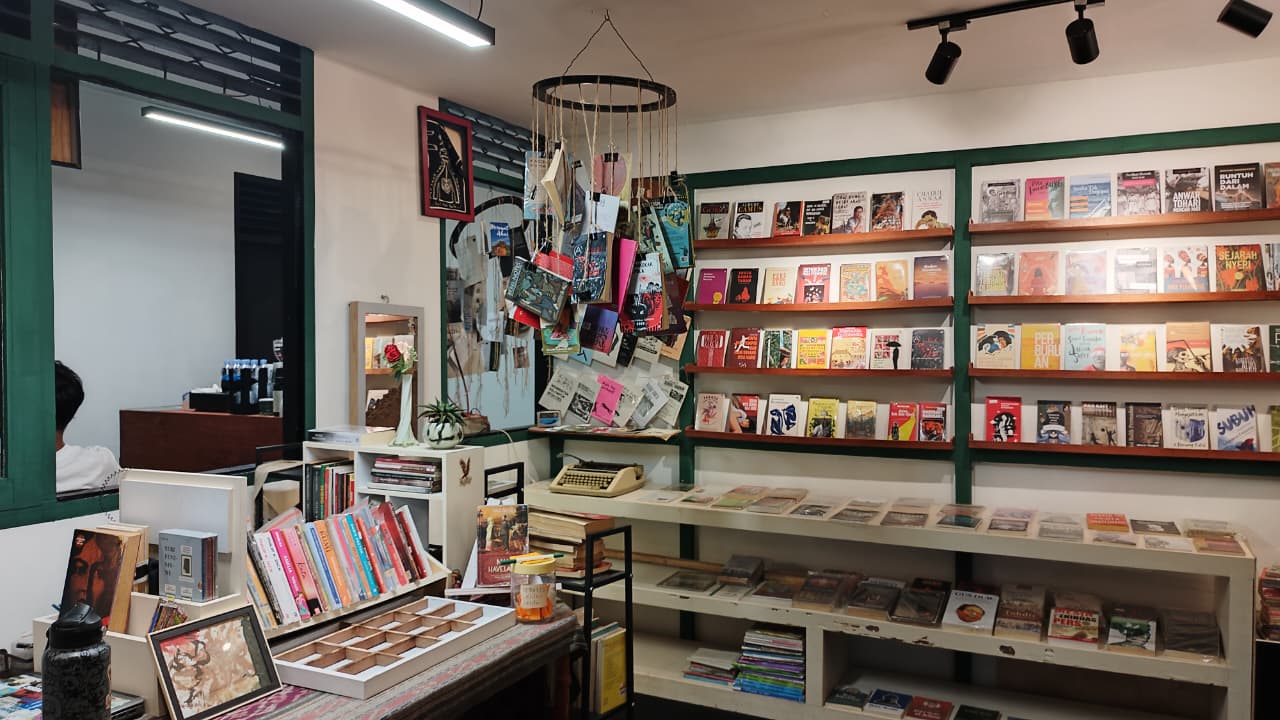 Semai Coffee Shop dan Makelar Buku Kolaborasi, Hadirkan Ruang Nongkrong dan Baca di Pontianak