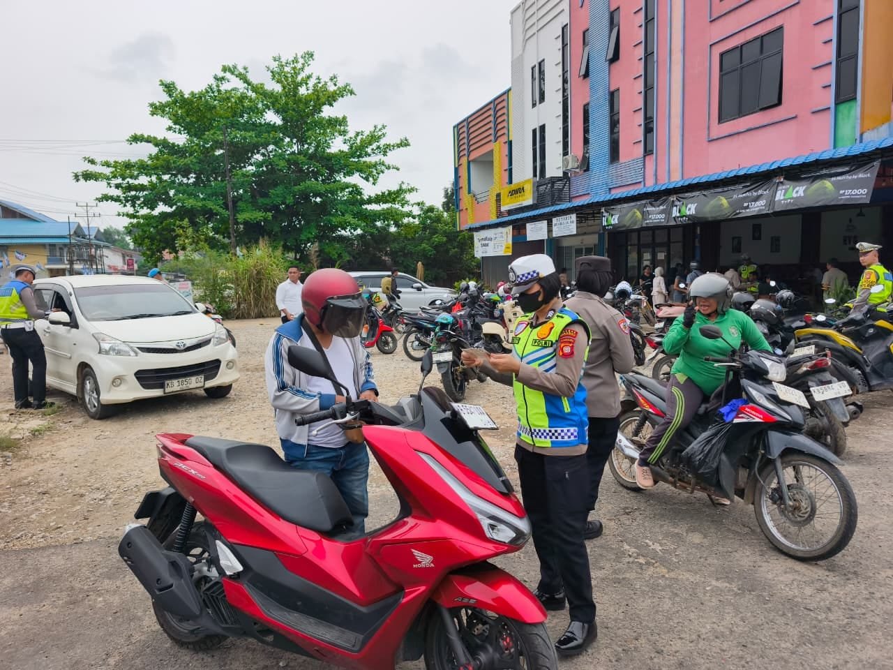 Hari Pertama Operasi Patuh Kapuas 2026, Polres Sekadau Tindak 36 Pelanggar