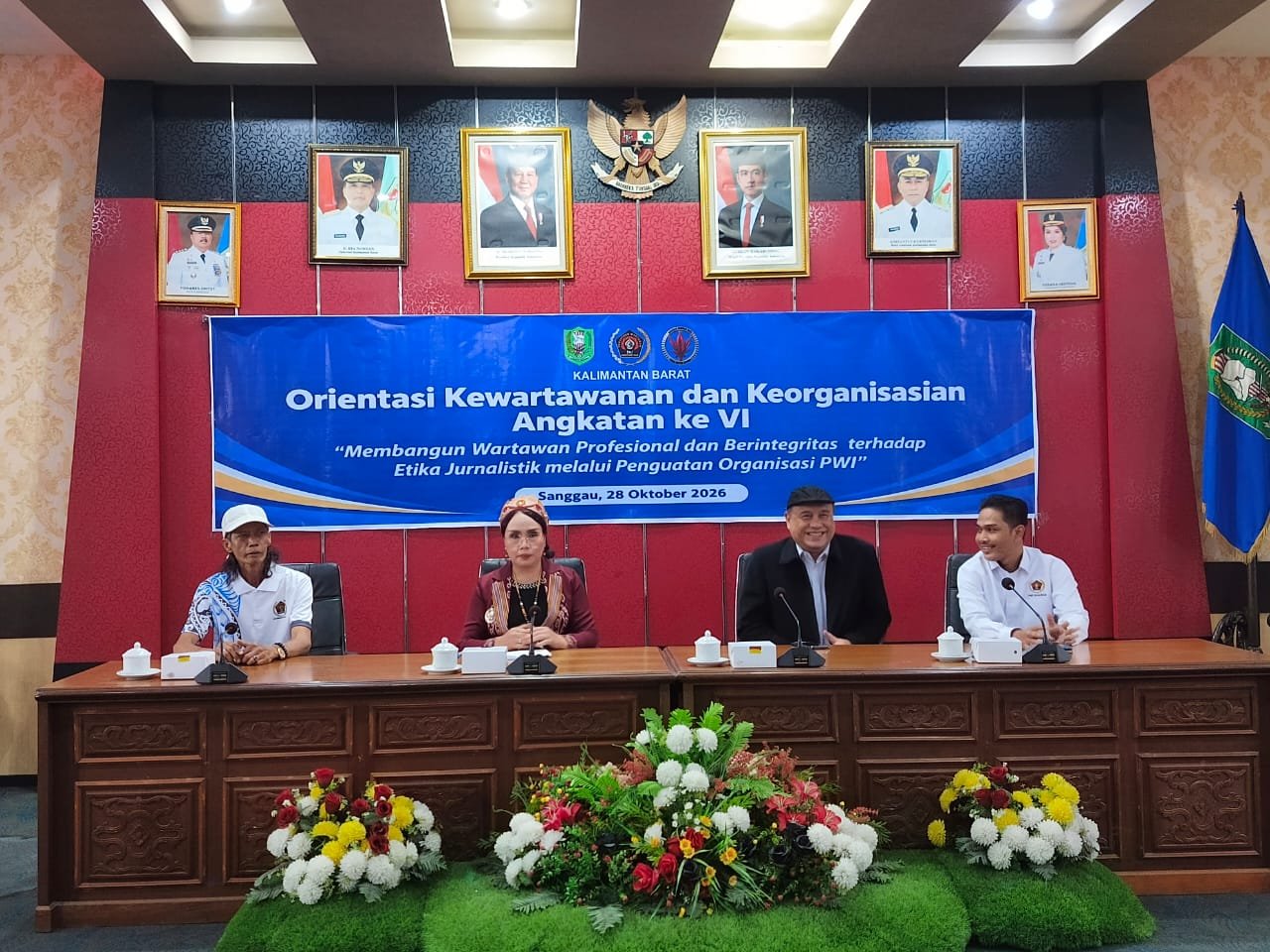 PWI Kalbar Dorong Sanggau Jadi Pusat Pengembangan Jurnalistik Perbatasan Salin judul SEO
